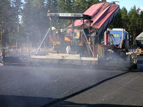 Bild 12:15 Skrid med hydraulisk och fast breddökning. Bredd 9 m.