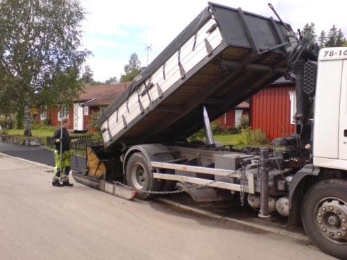 Bild 12:36 a Asfaltläggning med sloda